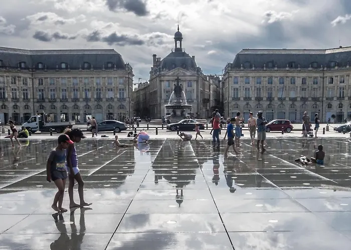 In Aquitaine With Bubble Bath Monprimblanc