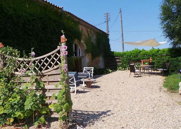 In Aquitaine With Bubble Bath *