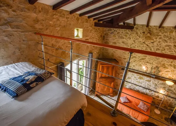 In Aquitaine With Bubble Bath בית נופש Monprimblanc