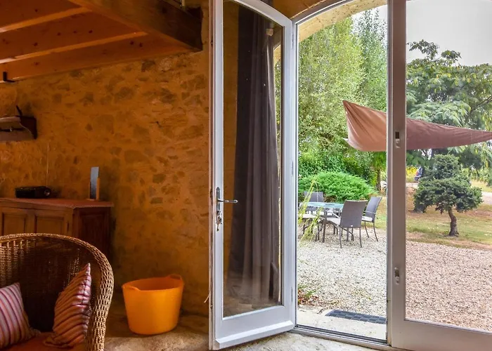 In Aquitaine With Bubble Bath Monprimblanc