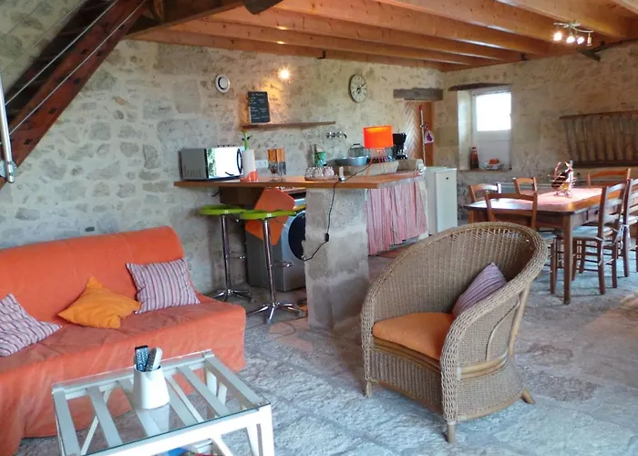 In Aquitaine With Bubble Bath Semesterbostad